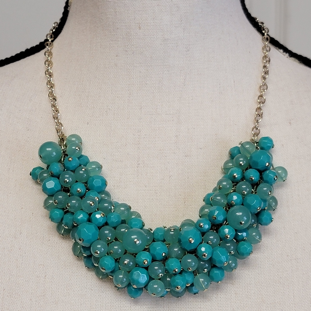 Banana Republic Green Beaded Statement Necklace Cluster Beads Teal Gold‎ Tone